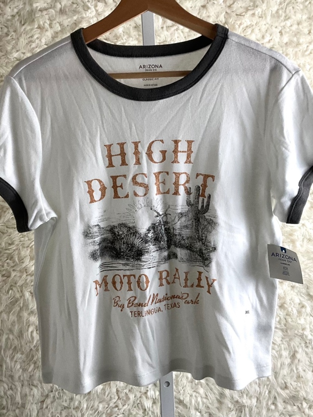 WOMEN'S ARIZONA JEANS GRAPHIC T-SHIRT~SIZE XXL~NEW WITH TAGS!